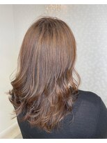 ヘアーアンドメイク ドレス(DRESS)&nbsp;白髪ぼかしハイライト