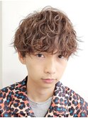 ソフトツイスト波巻きスパイラルパーマツーブロックマッシュ