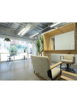 【清澄白河3分】髪の悩みに向き合い続けたStylistによる髪質改善・縮毛矯正特化サロンでお悩み解決