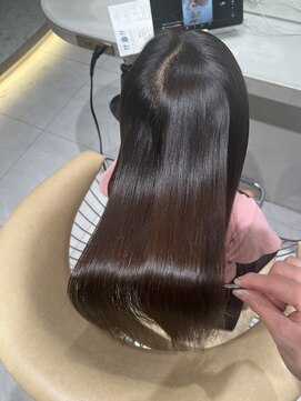 ロンドメリア 天神大名店(Lond Melia) ★くびレイヤーエモージュインナーグレージュ前髪ピンクベージュ