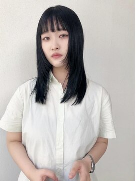 ラヴィズム(LUVISM) 韓国ヘアー顔周りレイヤーおくれ毛前髪万代新潟