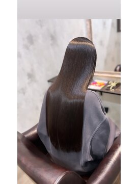 シシ 大宮(She 2.) 髪質改善　艶髪プレミアム