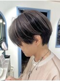 アンブレラカラーブリーチ2回前髪ありハンサムショート赤羽
