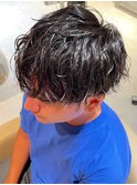 ビジネス 爽やか ニュアンスパーマ　ニュアンスデザイン 好感度
