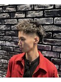 波巻きスパイラルパーマツイストスパイラルフェードショート