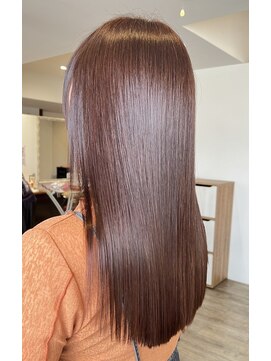 グラードヘアー(Grado hair) ダメージレスなのに感動の指通り！【メテオストレート】