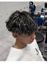 オーシャントーキョー 仙台(OCEAN TOKYO)&nbsp;ハイライト波巻きツイストスパイラルツーブロックメンズパーマ