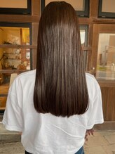 ニュース(NEWS)&nbsp;さらつやストレート×マットグレージュ