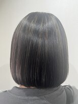 グルグル 新小岩店(GULGUL)&nbsp;☆切りっぱなしボブのベージュカラーに細めのハイライト