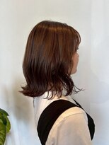 ホワイトストーン WHITE STONE くびれヘア外ハネゆるウェーブボブ