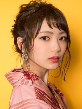 シック(sick) 浴衣に合うヘアアレンジ