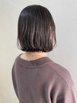 ネイヴィル(navile) ラベンダーグレージュ×外ハネボブ