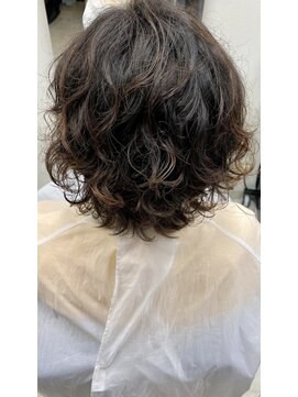 ヘアアンドメイク ドーリー(Hair&Make Dolly) 無造作パーマ