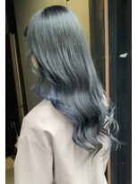 インス(ensue)&nbsp;ブルーブラック韓国ヘア20代30代大人可愛いウェーブ巻き髪