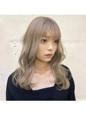 ミルクティーベージュ