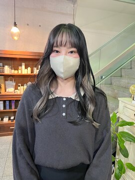 ヘアーデザイン アルエ(HAIR×design ARUE) グレージュのインナーカラー
