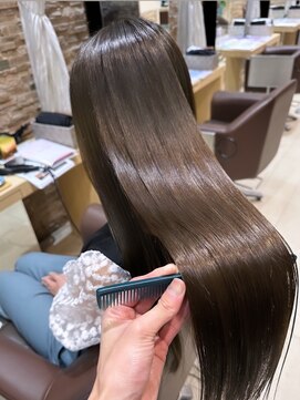 ブレンドバイハピネス(Blend by happiness) 髪質改善トリートメントストレートロングレイヤー20代30代40代