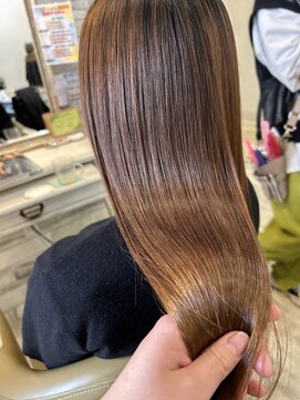 フゥカ 売市店(fuka) 潤艶矯正ストレート