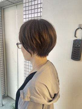 ルッツ カオラ(Ruttu KaoLa) 大人可愛いショート/ショートボブ　30代40代50代　志木