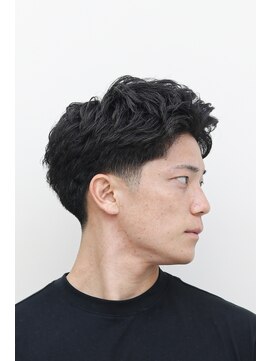 ダリーサード(DALIE third) テーパーフェードピンパーマスパイキー