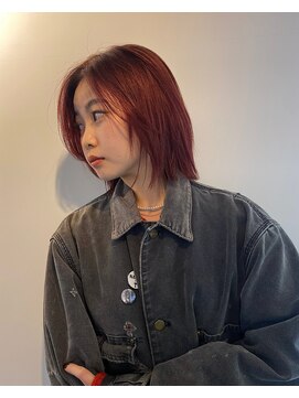 フェイヴィーズ(FavyS) 深みのあるワインレッドカラー