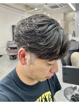 グロップ 町田(GLOP) 圧倒的毛流れフェザーパーマ/メンズパーマ