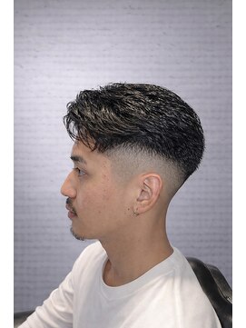 ワンワンオー バーバーショップ 長浜店(@110 BARBER SHOP) Minimal & Edge