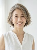 40代50代60代、イルミナカラー 大人艶白髪ぼかしボブ