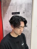ヘアー ラボ エムツー(hair lab m2)&nbsp;センターパート×スパイラルパーマ|メンズ