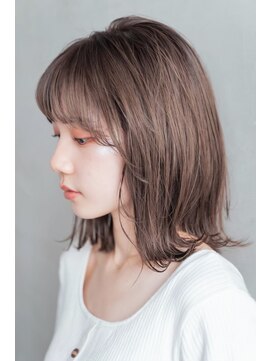 ロイジー(roijir) 【roijir 表参道】小顔レイヤーカット×ミルクティーベージュ