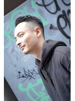 クロム トウキョウ ザ バーバー 新宿(CHROM TOKYO the Barber) スキンフェードハードパートバーバースタイル　新宿/代々木/20代