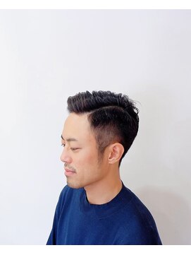アクトンヘアドレッサーズ(Acton Hairdressers) ショートアップバング