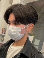 バイフィフス 原宿/表参道(by fifth)&nbsp;センターパート/ニュアンスパーマ/ツーブロ刈り上げ