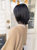 アミュレ(Amule)&nbsp;暗髪ニュアンスカラー前髪ありくびれショートボブ梅ヶ丘美容室