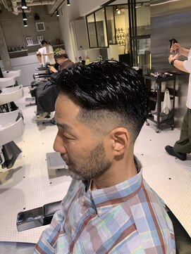 フランクスバーバーザスタンド(Frank’s barber the stand) ビジネスツーブロックショートフェードF