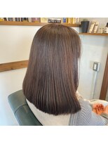 アイノベル(‘Inovel’)&nbsp;デザインカット+ケアカラー+oggiottoトリートメント