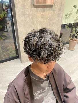 アース コアフュールボーテ 東松山店(EARTH coiffure beaute) 波巻きパーマ_ブラック_ツイストスパイラル
