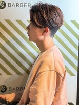 バーバーバー アカバネ(BARBER-BAR AKABANE)&nbsp;大人男子の毛流れヘア×くすみケアカラー 美シルエット#2
