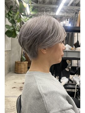 ザ デイ(THE DAY) ハイトーングレージュカラー