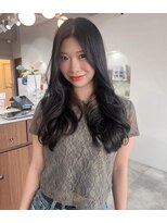 ボタン ハカタ(VOTAN hakata)&nbsp;【NAO】インナーカラー/韓国ヘア/かきあげバング/レイヤーカット