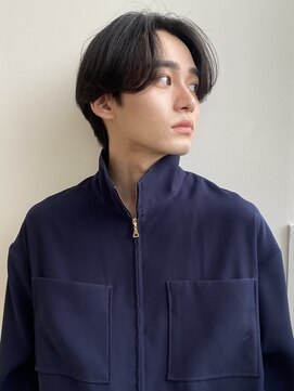 ユーフォリア 渋谷グランデ(Euphoria SHIBUYA GRANDE) シンプルメンズヘア　センターパート　毛流れ　MOMO