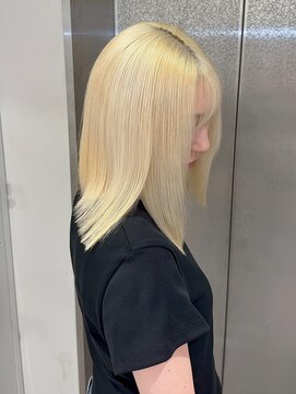 ベレーザ 渋谷(BELEZA) 14629ブリーチ&ダブルカラーホワイトブロンドハイトーンカラー