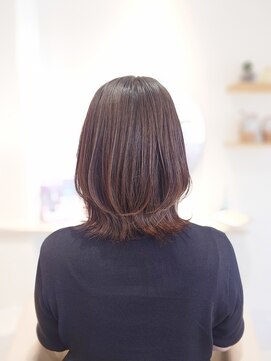 クリエイティブ スペース リッシュ(creative space riche) ベージュ系カラー×外ハネレイヤー