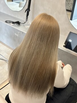 アトラス(ATLAS) ハイトーンシルキーベージュ