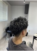 刈り上げスパイキーショート