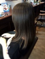 ブラウンヘアー(BROWN HAIR) 重軽ロブスタイル