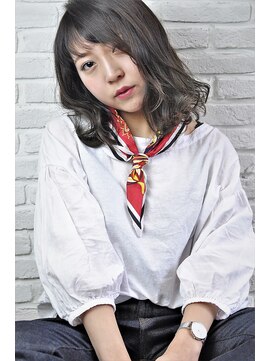 ネウィ 京橋(newi) ＊ グレージュ × medium ＊