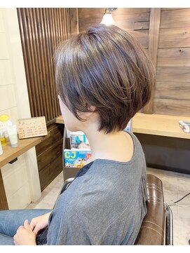 シュシュ(CHOU CHOU) 【かっこいいはくびれから】くびれショートヘア