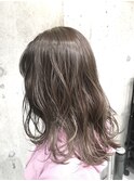 ミルクティーアッシュ×ふわふわヘアー