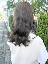 ノルン バイ シェリッシュ(Norn by sheriche)&nbsp;オリーブベージュ×透明感